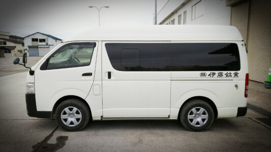 伊藤鉱業 テレビカメラ車